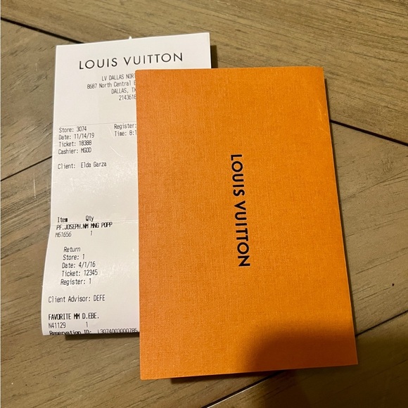 $1299 🅿️🅿️ - Authentic Louis Vuitton Favorite MM - Picture 13 of 13